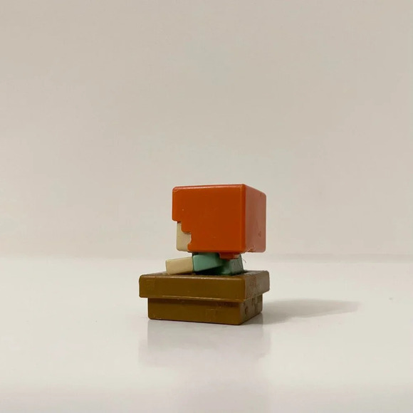 Minecraft Witch Keychain Hanger and Mini Figure Alex with Boat - Picture 13 of 15